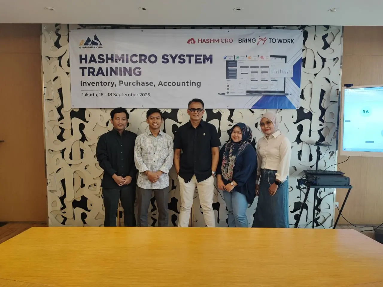 WhatsApp Image 2025-12-08 at 15.32