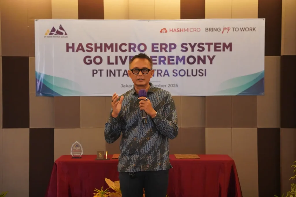 sambutan dari tim manajemen ims di acara hashmicro erp system